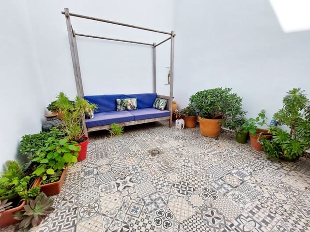 4 soverom Hus til salgs i Medina-Sidonia med garasje - € 279 995 (Ref: 8940699)