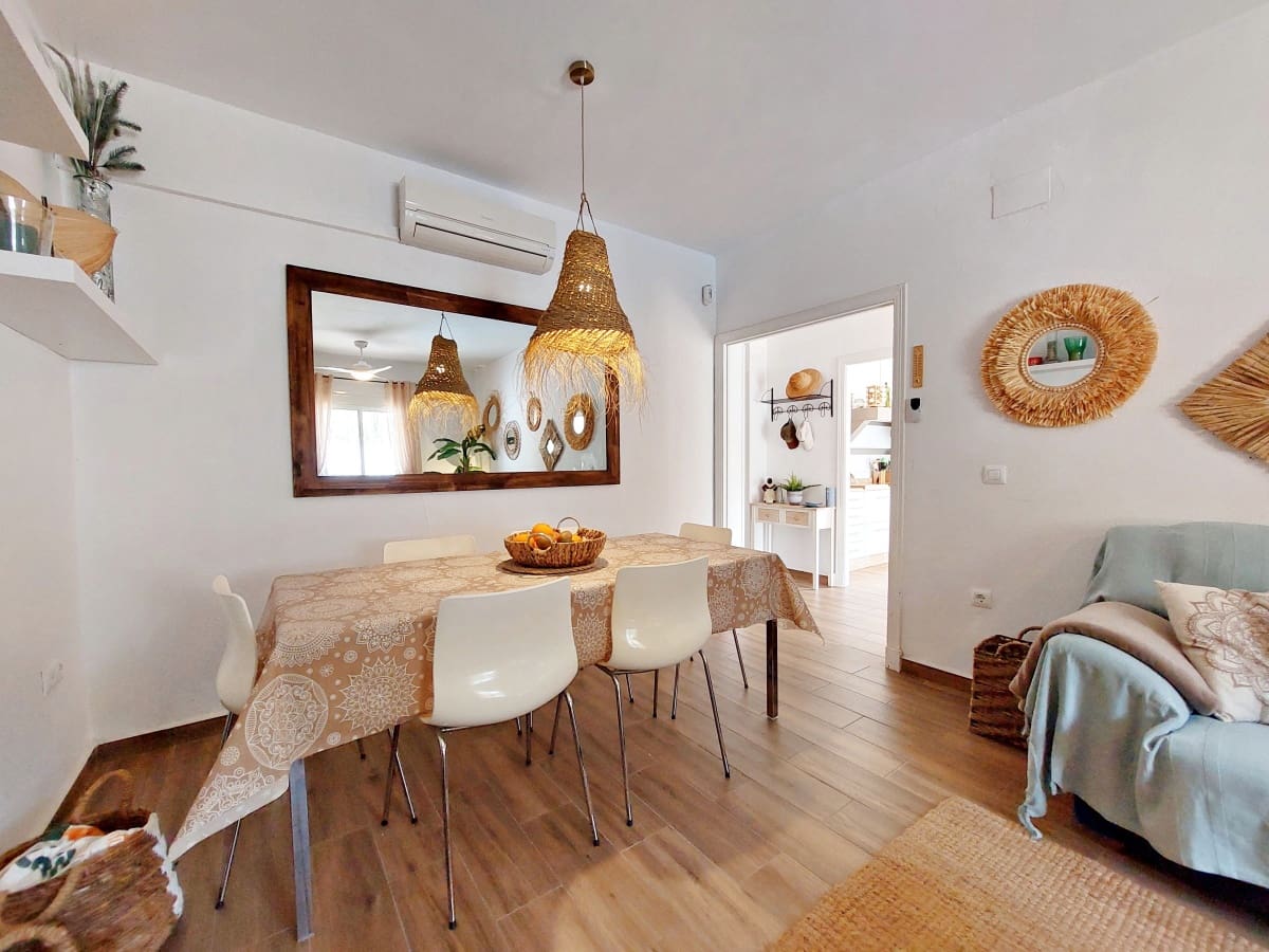 4 soveværelse Villa til salg i Chiclana de la Frontera med swimmingpool garage - € 375.000 (Ref: 8971696)