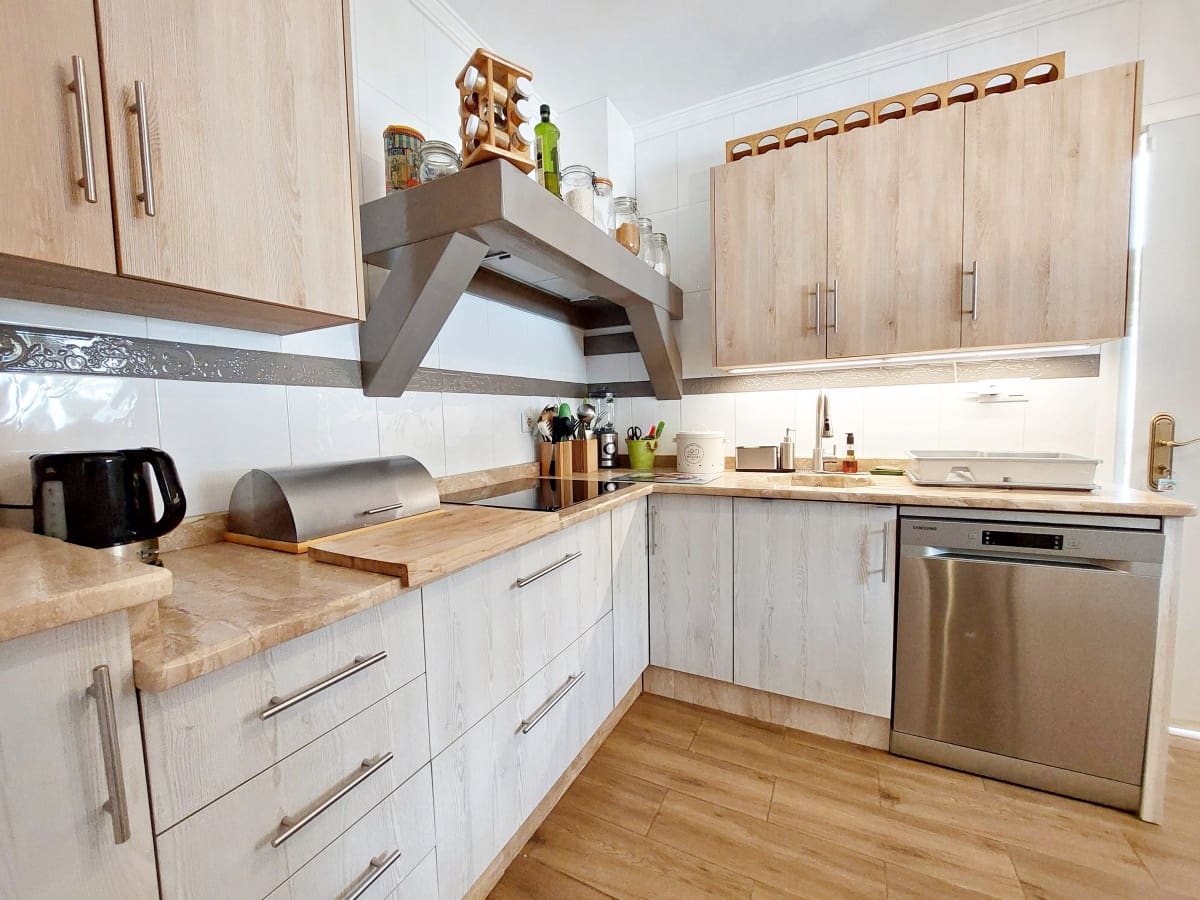 4 soveværelse Villa til salg i Chiclana de la Frontera med swimmingpool garage - € 375.000 (Ref: 8971696)