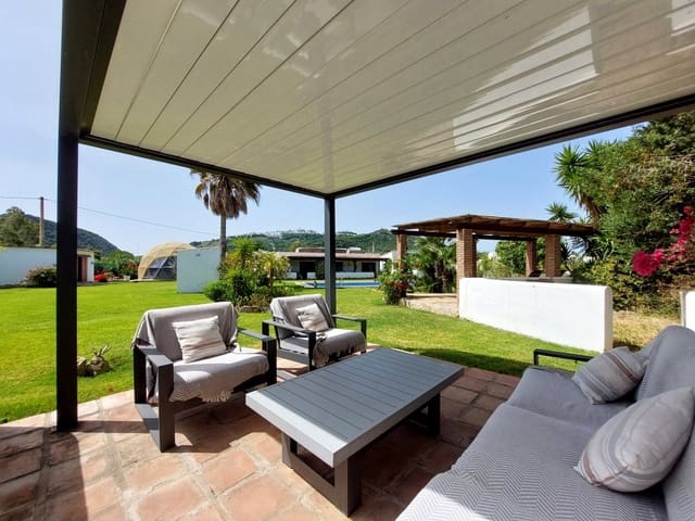 4 soveværelse Villa til salg i Vejer de la Frontera med swimmingpool garage - € 695.000 (Ref: 9018576)