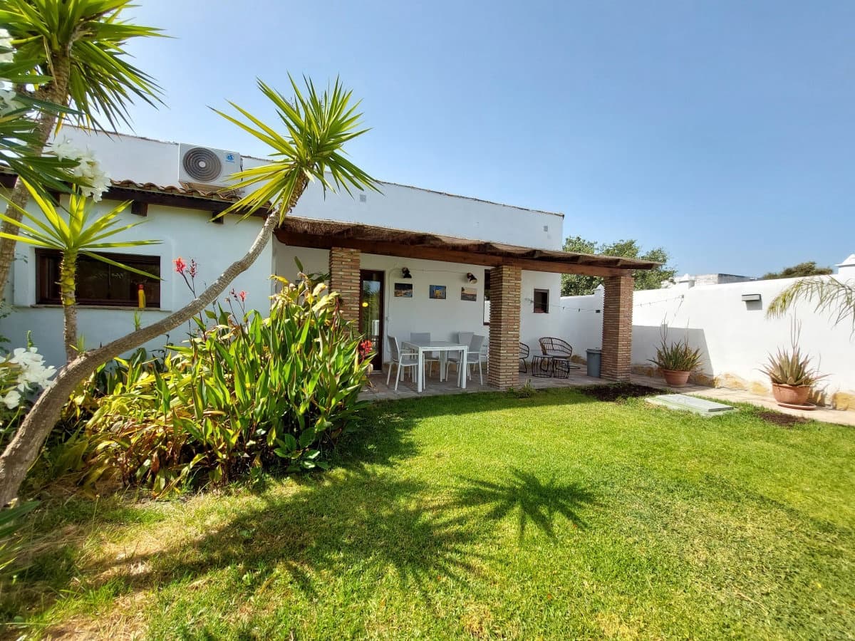 4 slaapkamer Villa te koop in Vejer de la Frontera met zwembad garage - € 695.000 (Ref: 9018576)
