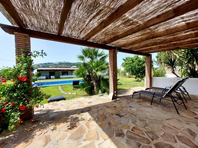 4 soveværelse Villa til salg i Vejer de la Frontera med swimmingpool garage - € 695.000 (Ref: 9018576)