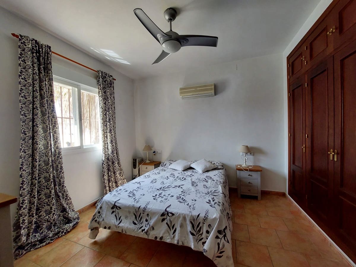 3 soveværelse Villa til salg i Chiclana de la Frontera med swimmingpool garage - € 225.000 (Ref: 9066379)