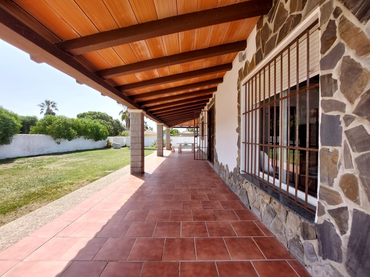 3 soveværelse Villa til salg i Chiclana de la Frontera med swimmingpool garage - € 225.000 (Ref: 9066379)