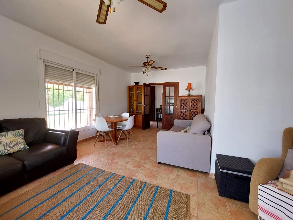 3 soveværelse Villa til salg i Chiclana de la Frontera med swimmingpool garage - € 225.000 (Ref: 9066379)