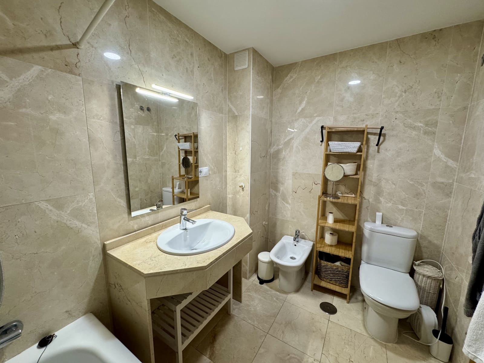 3 soverom Hus til salgs i Conil de la Frontera med svømmebasseng garasje - € 440 000 (Ref: 9078606)