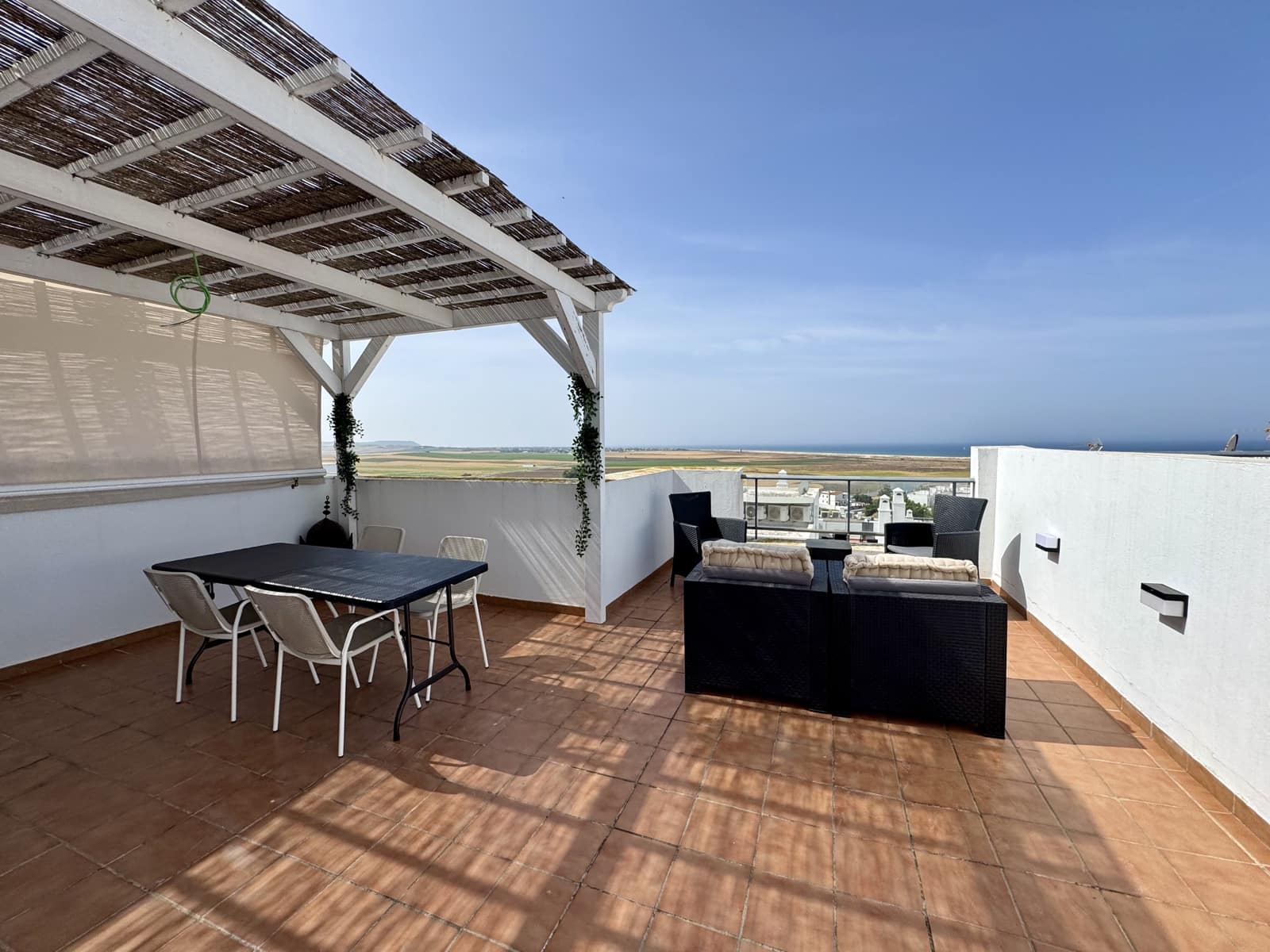 3 soverom Hus til salgs i Conil de la Frontera med svømmebasseng garasje - € 440 000 (Ref: 9078606)