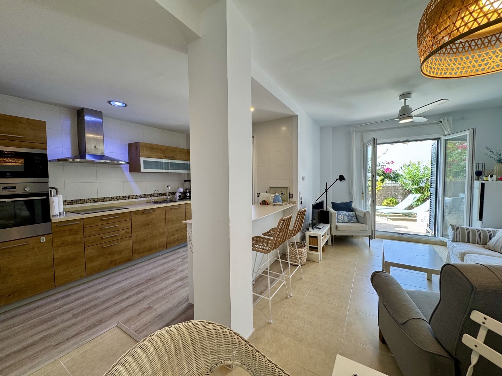 3 soverom Hus til salgs i Conil de la Frontera med svømmebasseng garasje - € 440 000 (Ref: 9078606)