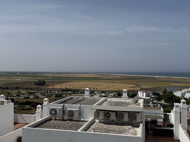 3 soverom Hus til salgs i Conil de la Frontera med svømmebasseng garasje - € 440 000 (Ref: 9078606)