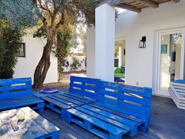 3 soveværelse Villa til salg i Conil de la Frontera med swimmingpool garage - € 454.885 (Ref: 9109937)