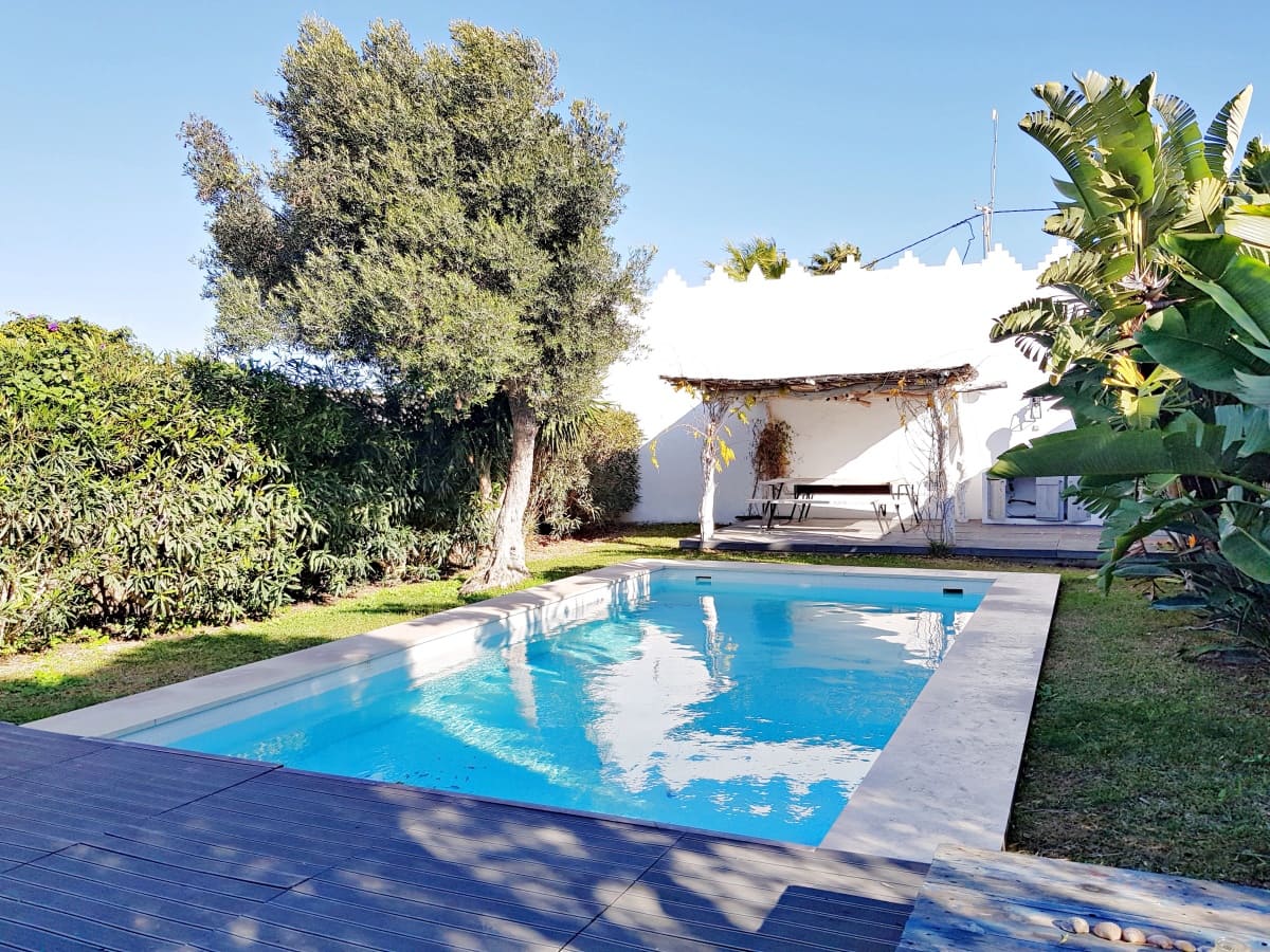 3 soveværelse Villa til salg i Conil de la Frontera med swimmingpool garage - € 454.885 (Ref: 9109937)