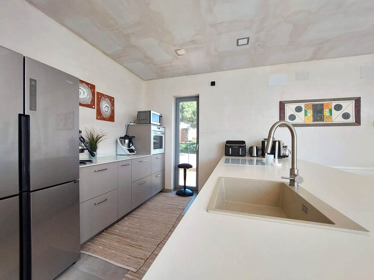 2 soveværelse Villa til salg i Chiclana de la Frontera med swimmingpool garage - € 740.000 (Ref: 9128793)