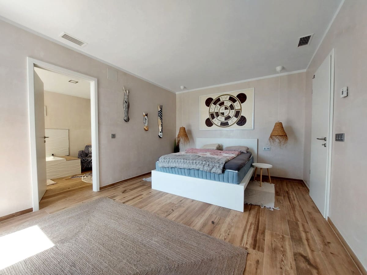 2 soveværelse Villa til salg i Chiclana de la Frontera med swimmingpool garage - € 740.000 (Ref: 9128793)