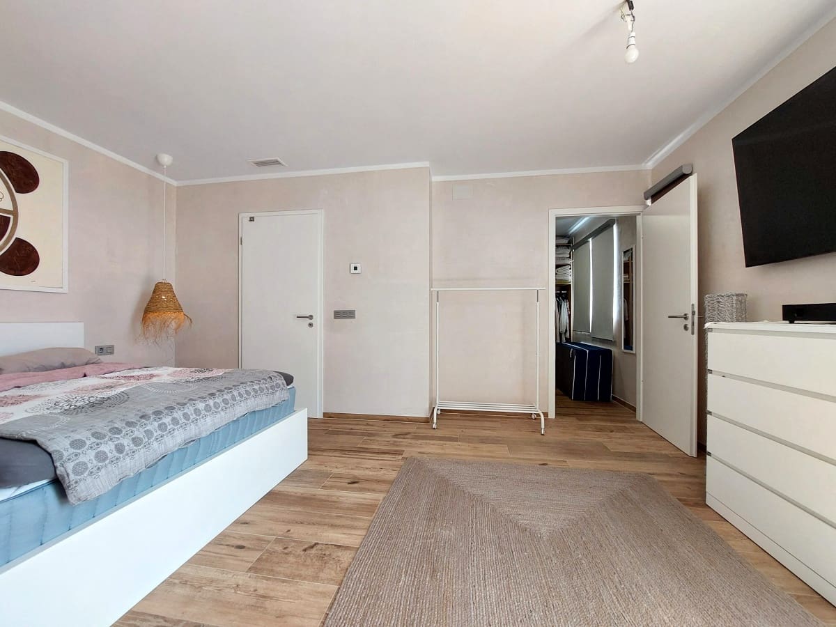 2 soveværelse Villa til salg i Chiclana de la Frontera med swimmingpool garage - € 740.000 (Ref: 9128793)