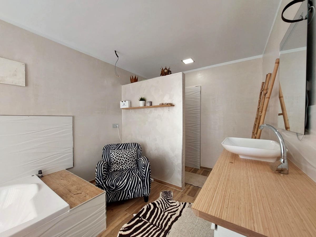 2 soveværelse Villa til salg i Chiclana de la Frontera med swimmingpool garage - € 740.000 (Ref: 9128793)