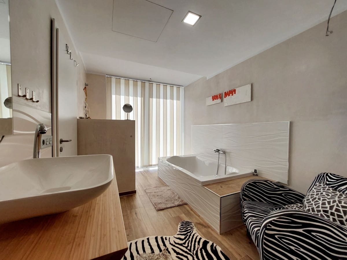 2 soveværelse Villa til salg i Chiclana de la Frontera med swimmingpool garage - € 740.000 (Ref: 9128793)