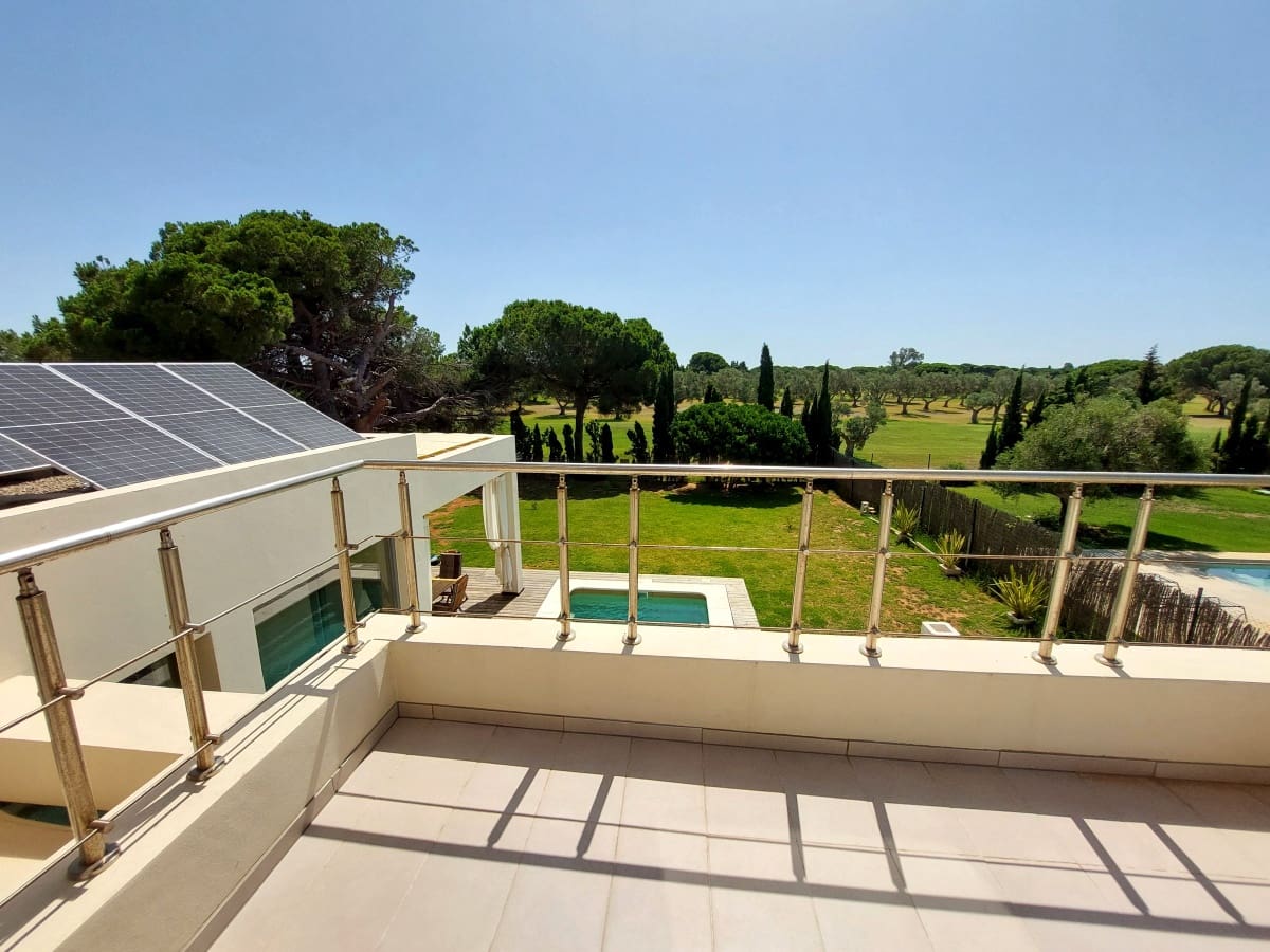 2 soveværelse Villa til salg i Chiclana de la Frontera med swimmingpool garage - € 740.000 (Ref: 9128793)