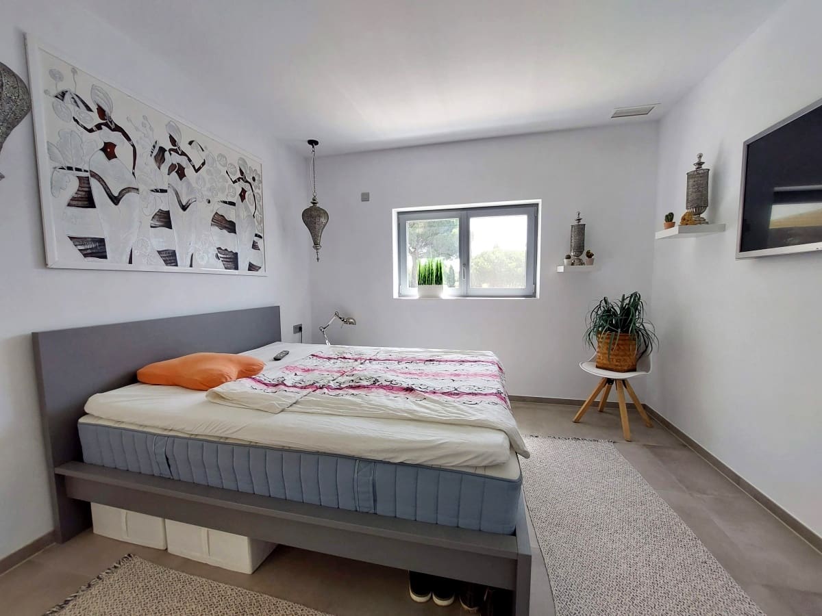 2 soveværelse Villa til salg i Chiclana de la Frontera med swimmingpool garage - € 740.000 (Ref: 9128793)