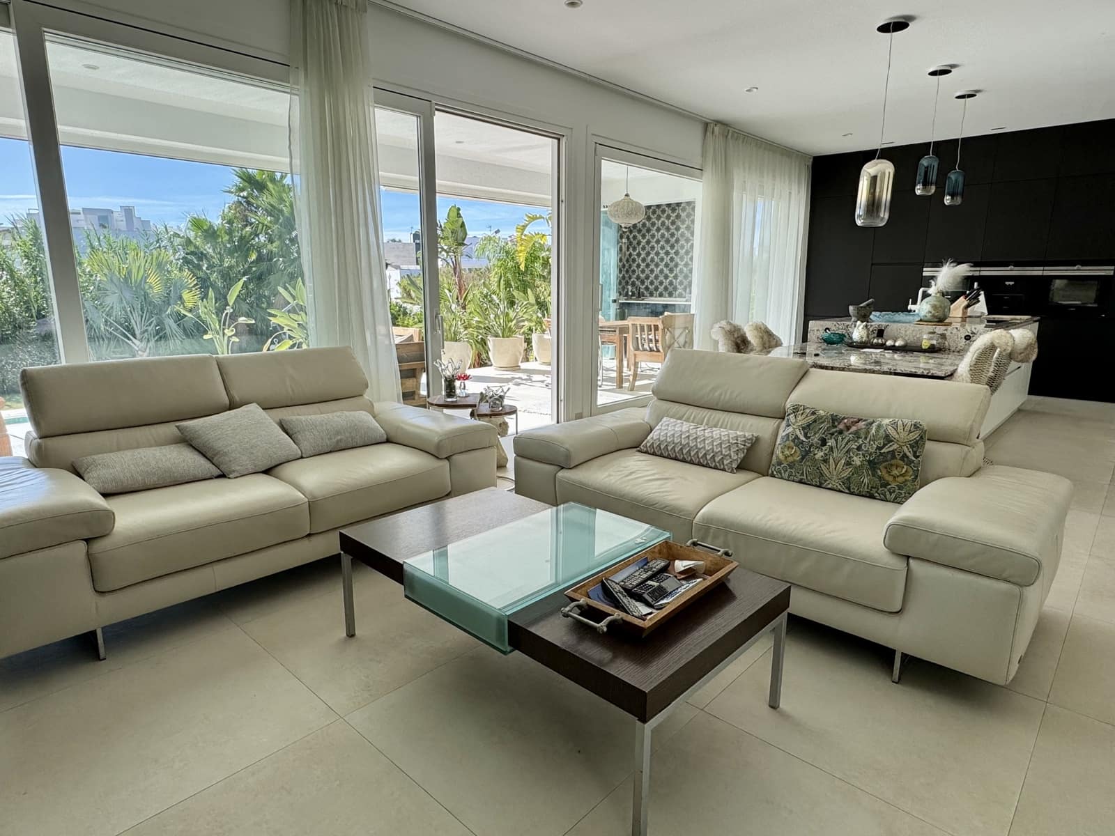 5 soverom Villa til salgs i Conil de la Frontera med svømmebasseng garasje - € 1 595 000 (Ref: 9227342)