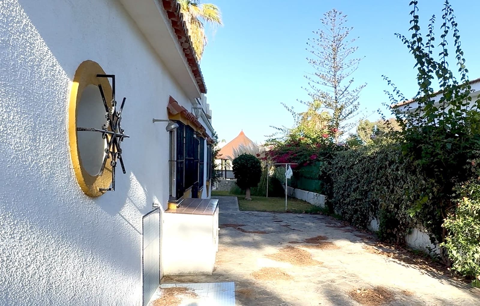 3 soveværelse Villa til salg i Conil de la Frontera med garage - € 549.000 (Ref: 9261935)