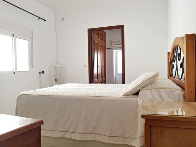 2 soverom Hus til salgs i Alcalá de los Gazules - € 55 000 (Ref: 9261936)