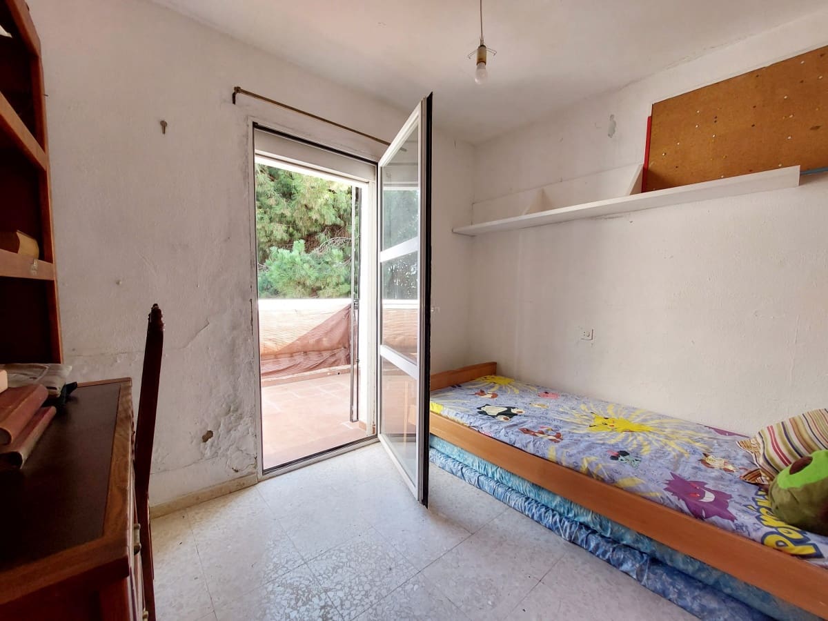 4 soveværelse Byhus til salg i Chiclana de la Frontera med swimmingpool - € 230.000 (Ref: 9295860)