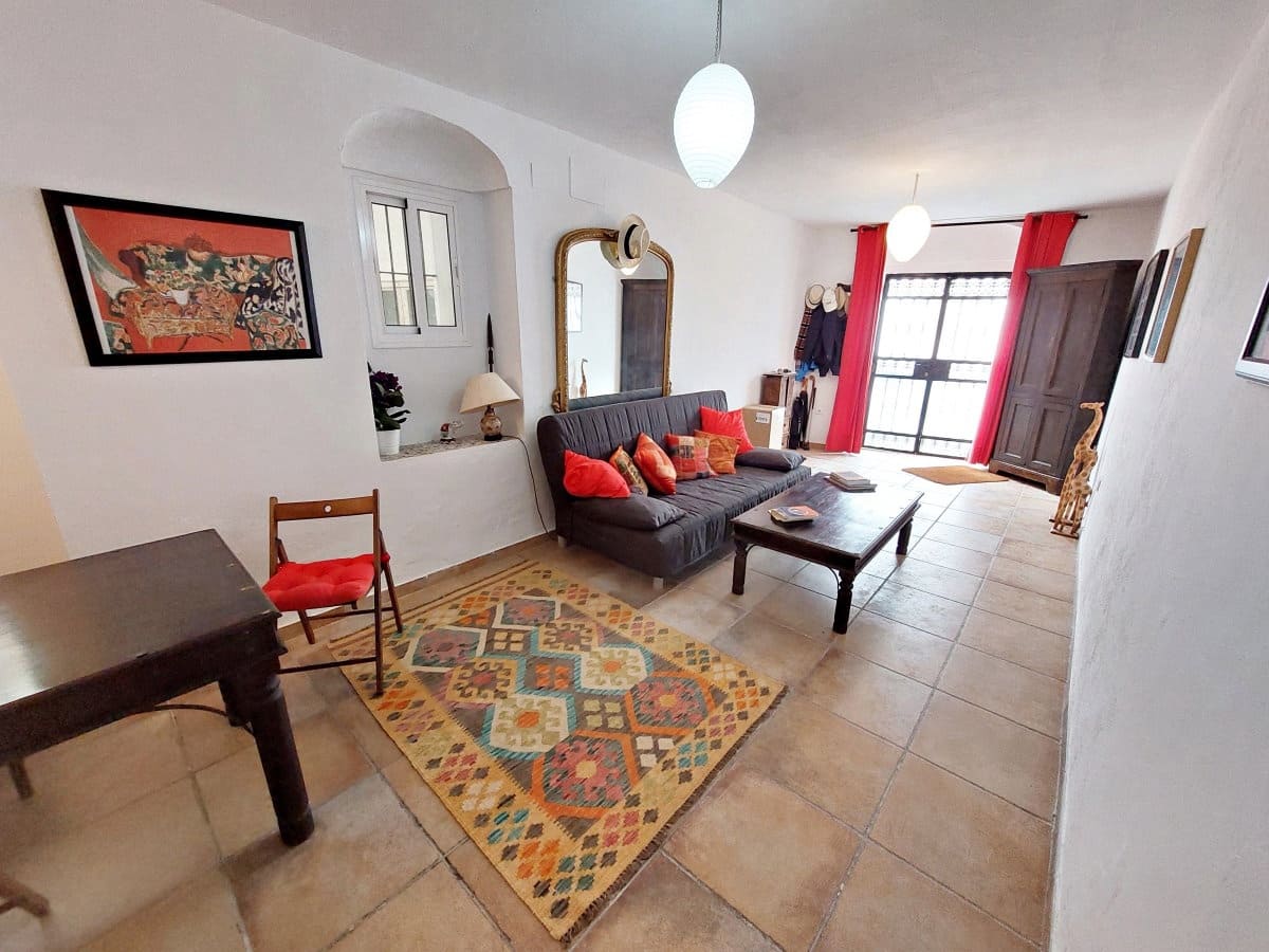 Casa de 4 habitaciones en Alcalá de los Gazules en venta - 179.995 € (Ref: 9357811)