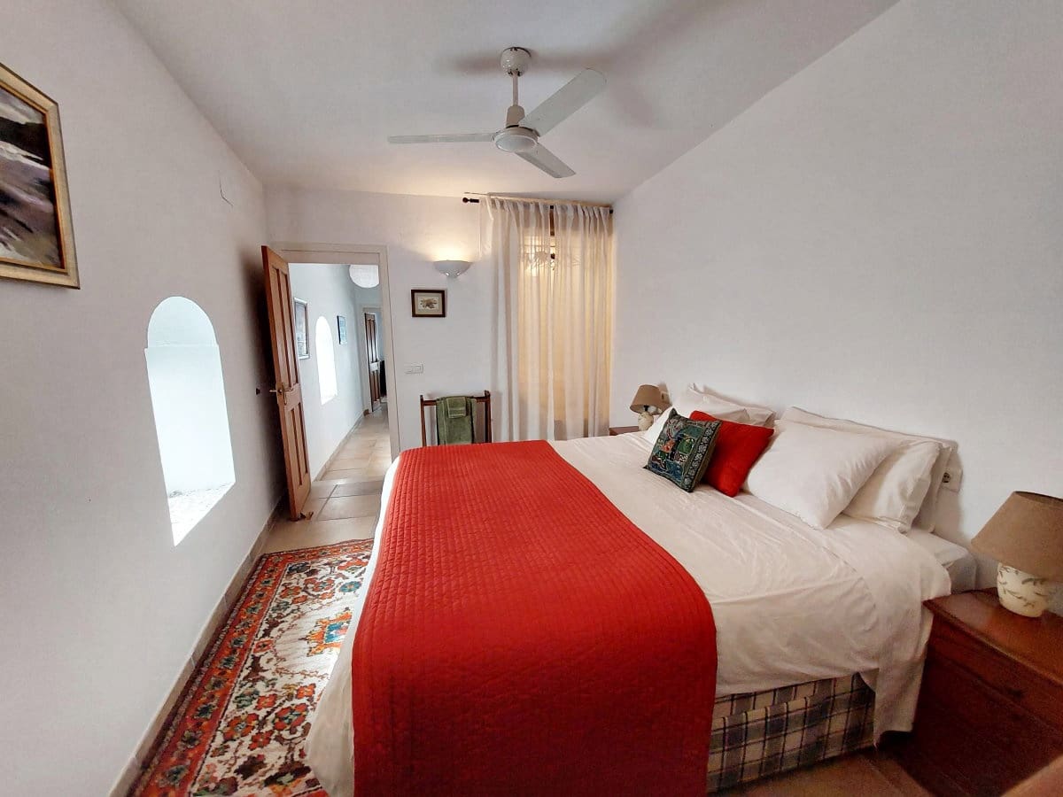 Casa de 4 habitaciones en Alcalá de los Gazules en venta - 179.995 € (Ref: 9357811)