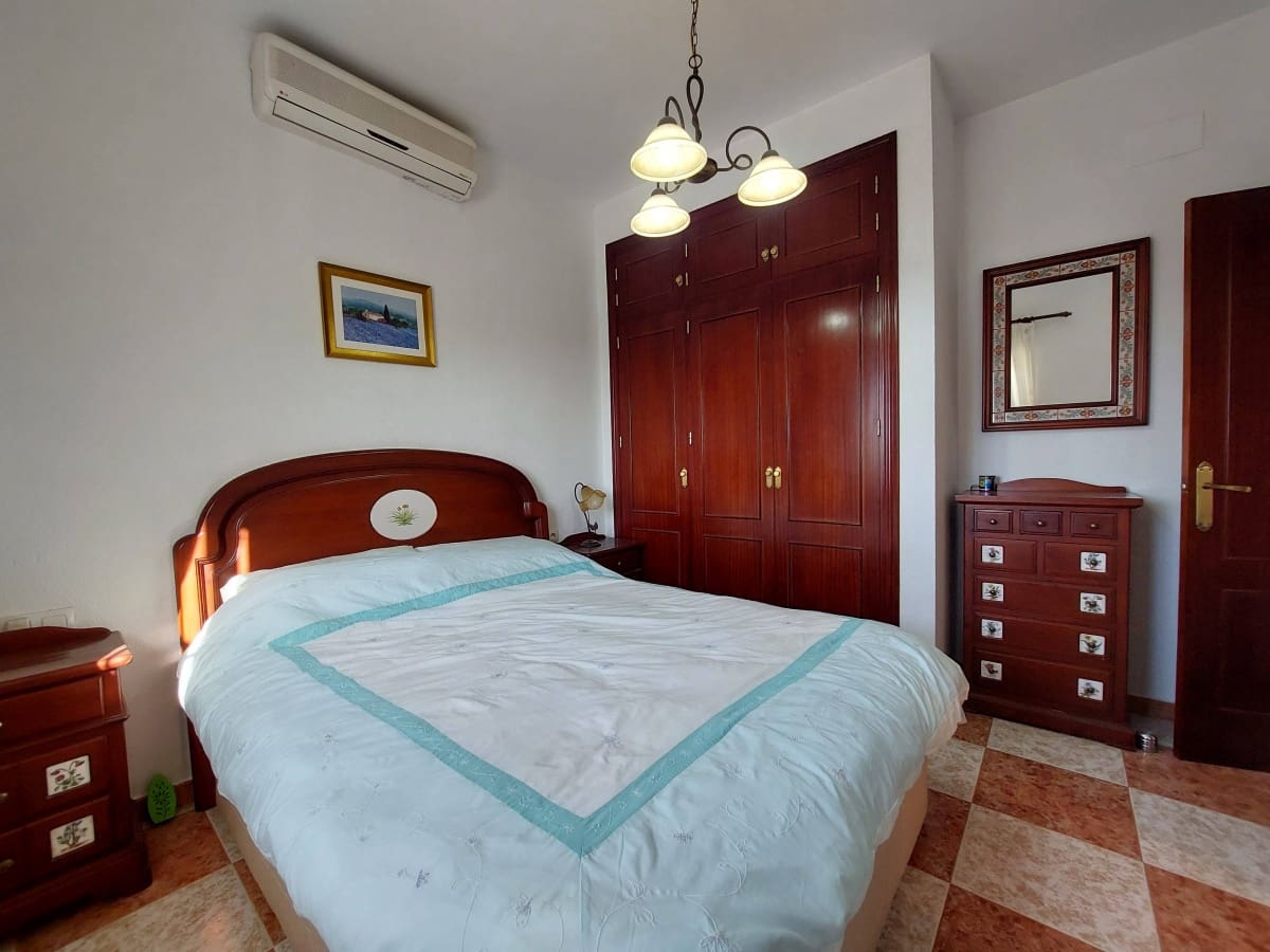 3 soveværelse Villa til salg i Chiclana de la Frontera med swimmingpool garage - € 229.995 (Ref: 9394081)