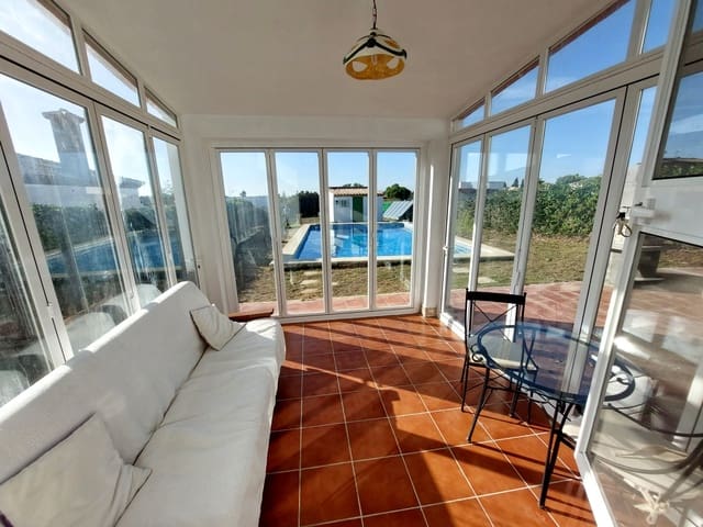 3 soveværelse Villa til salg i Chiclana de la Frontera med swimmingpool garage - € 229.995 (Ref: 9394081)