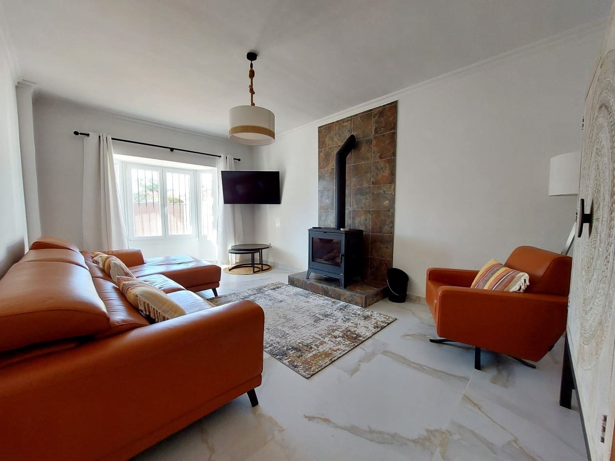 4 soverom Villa til salgs i Chiclana de la Frontera med svømmebasseng garasje - € 445 000 (Ref: 9409701)