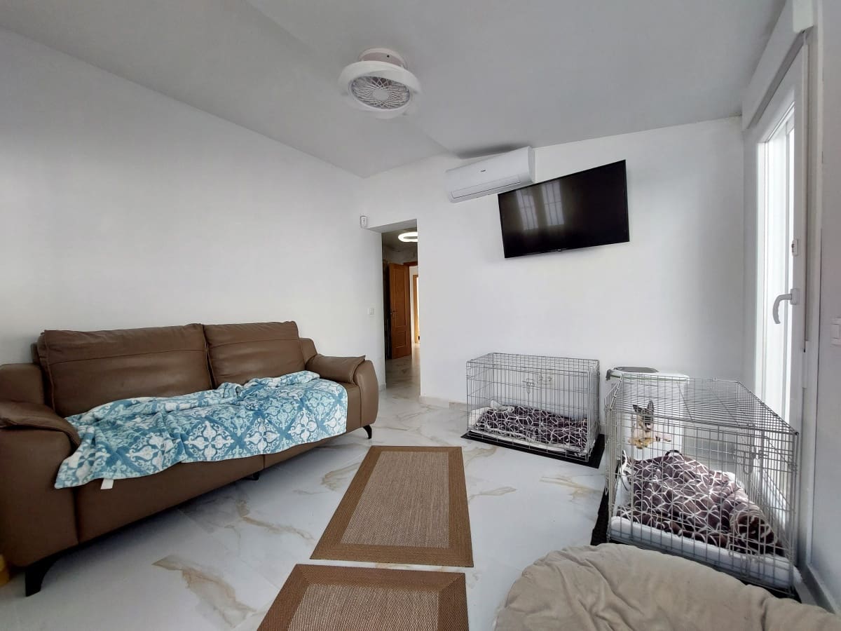 4 soverom Villa til salgs i Chiclana de la Frontera med svømmebasseng garasje - € 445 000 (Ref: 9409701)