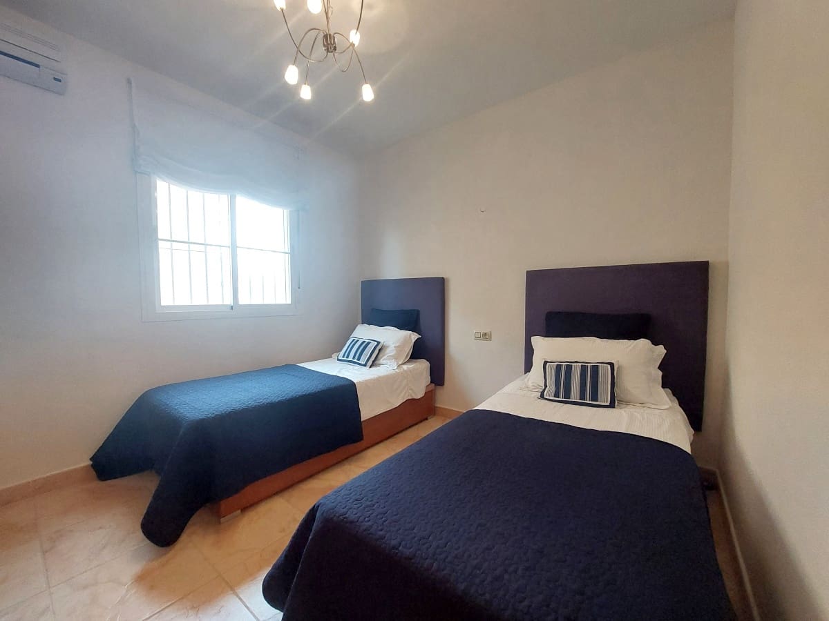 3 soverom Hus til salgs i Medina-Sidonia med svømmebasseng garasje - € 185 000 (Ref: 9410291)