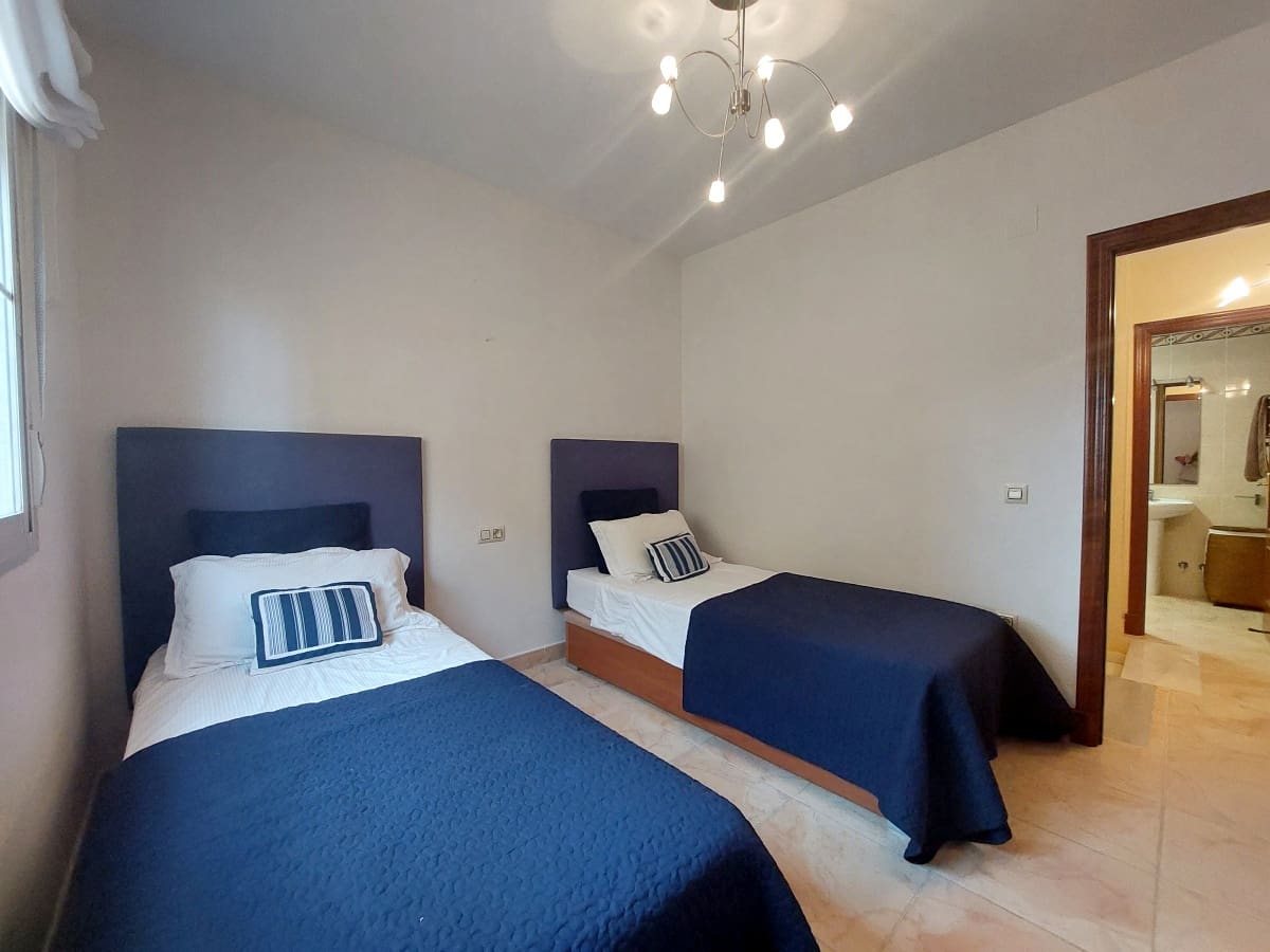 3 soverom Hus til salgs i Medina-Sidonia med svømmebasseng garasje - € 185 000 (Ref: 9410291)