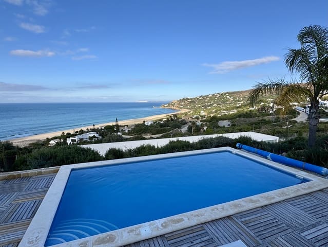 4 makuuhuone Huvila myytävänä paikassa Zahara de los Atunes, Barbate mukana uima-altaan 
autotalli - 2 950 000 € (Ref: 9442793)