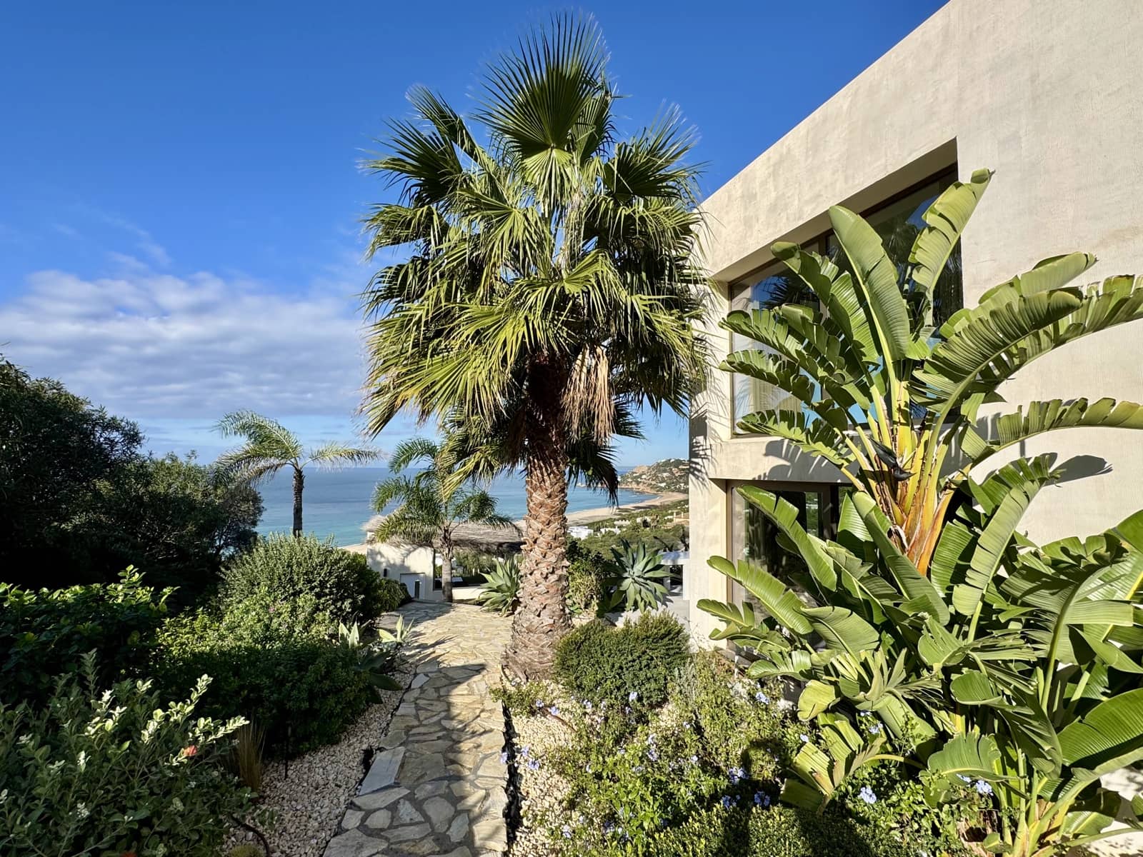 4 makuuhuone Huvila myytävänä paikassa Zahara de los Atunes mukana uima-altaan 
autotalli - 2 950 000 € (Ref: 9442793)