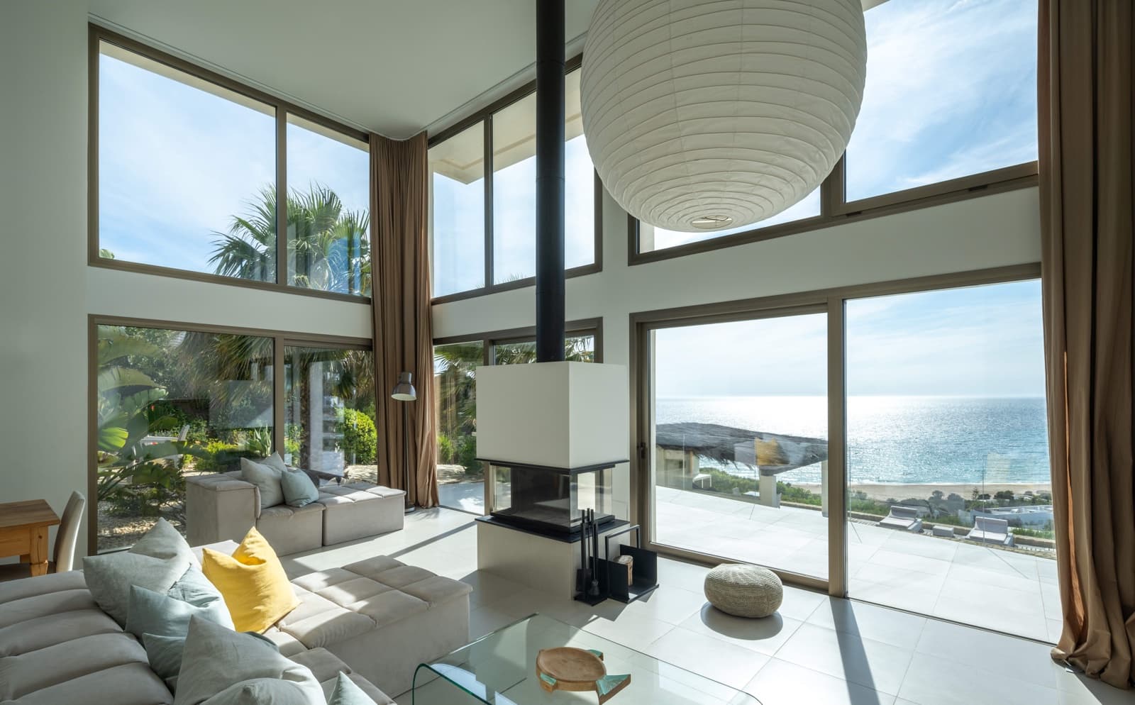 4 makuuhuone Huvila myytävänä paikassa Zahara de los Atunes mukana uima-altaan 
autotalli - 2 950 000 € (Ref: 9442793)