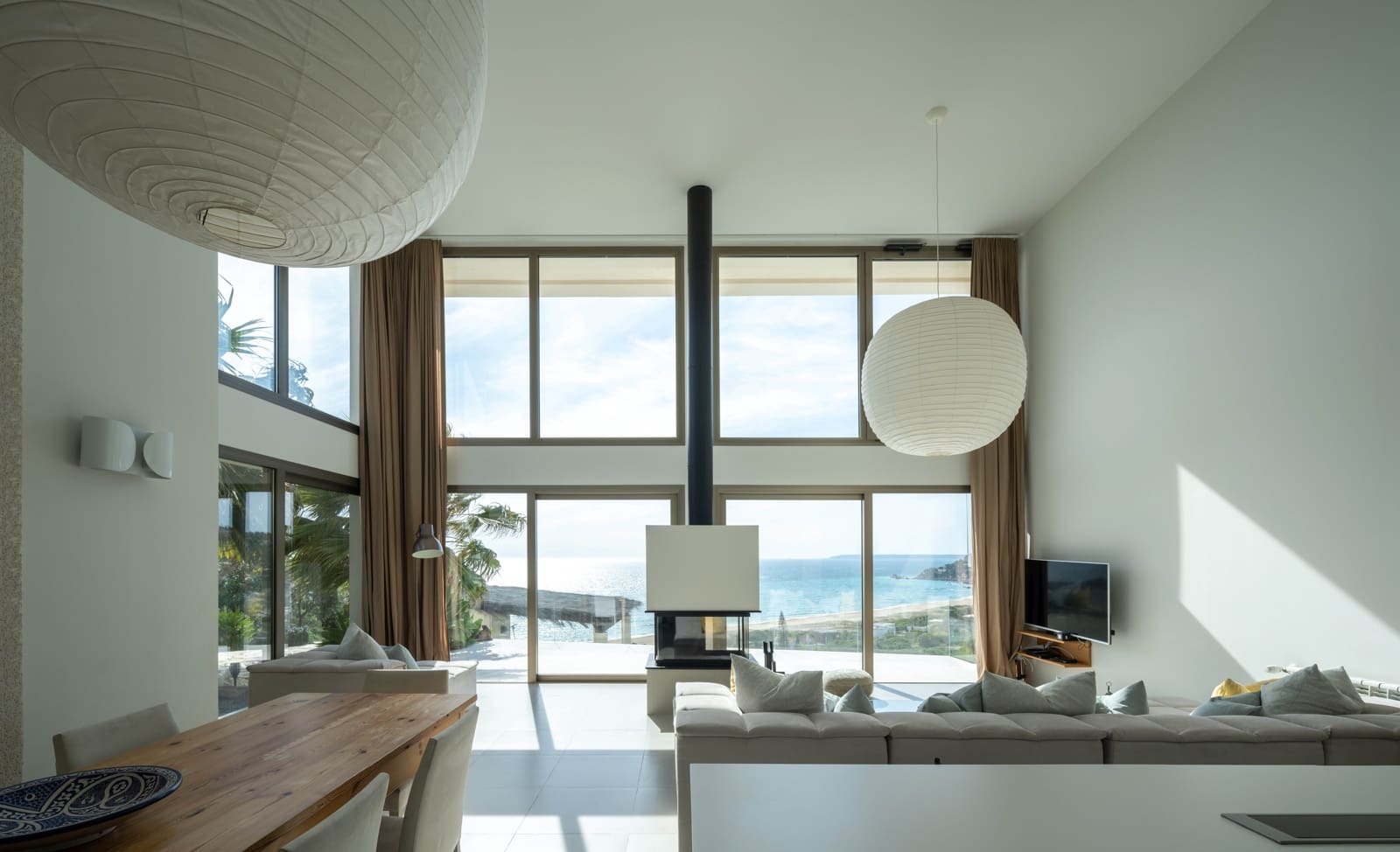 4 makuuhuone Huvila myytävänä paikassa Zahara de los Atunes mukana uima-altaan 
autotalli - 2 950 000 € (Ref: 9442793)