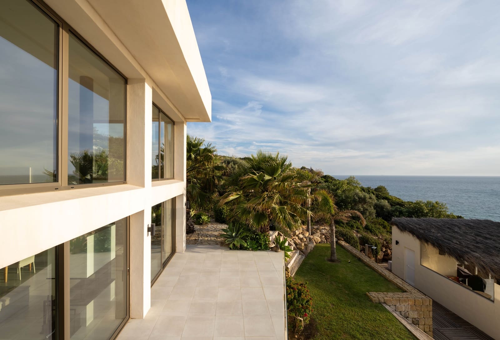 4 makuuhuone Huvila myytävänä paikassa Zahara de los Atunes mukana uima-altaan 
autotalli - 2 950 000 € (Ref: 9442793)