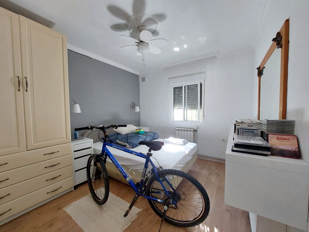 3 quarto Moradia para venda em Chiclana de la Frontera com piscina garagem - 449 795 € (Ref: 9468972)