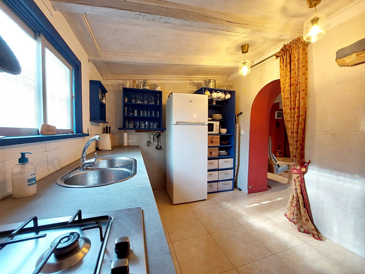 3 bedroom Villa for sale in Medina-Sidonia with pool garage - € 185,000 (Ref: 9478850)