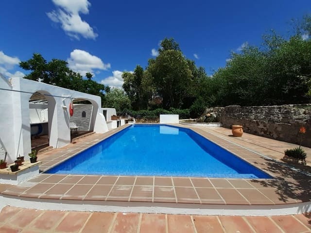3 soveværelse Villa til salg i Medina-Sidonia med swimmingpool garage - € 185.000 (Ref: 9478850)