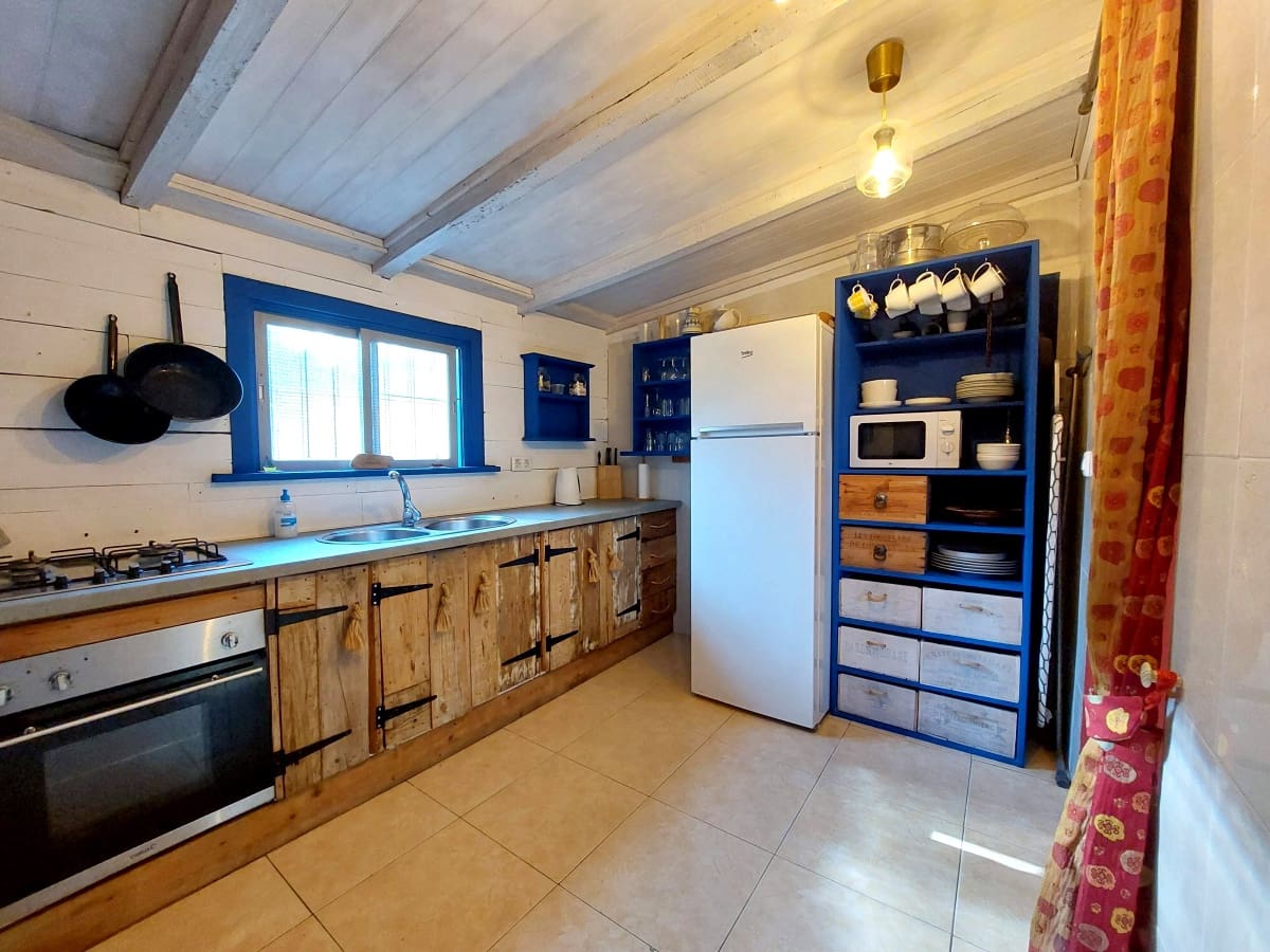 3 bedroom Villa for sale in Medina-Sidonia with pool garage - € 185,000 (Ref: 9478850)