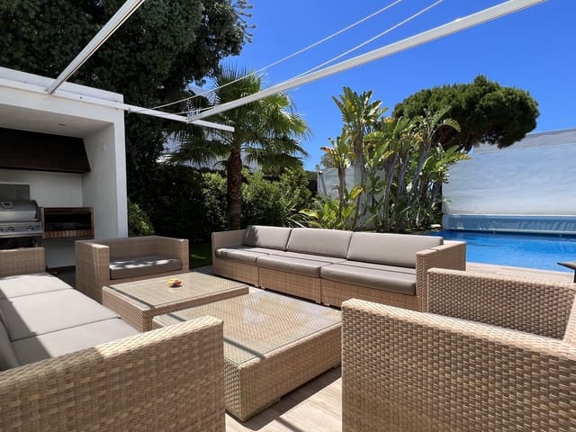 4 sovrum Villa till salu i Conil de la Frontera med pool garage - 1 600 000 € (Ref: 9488527)