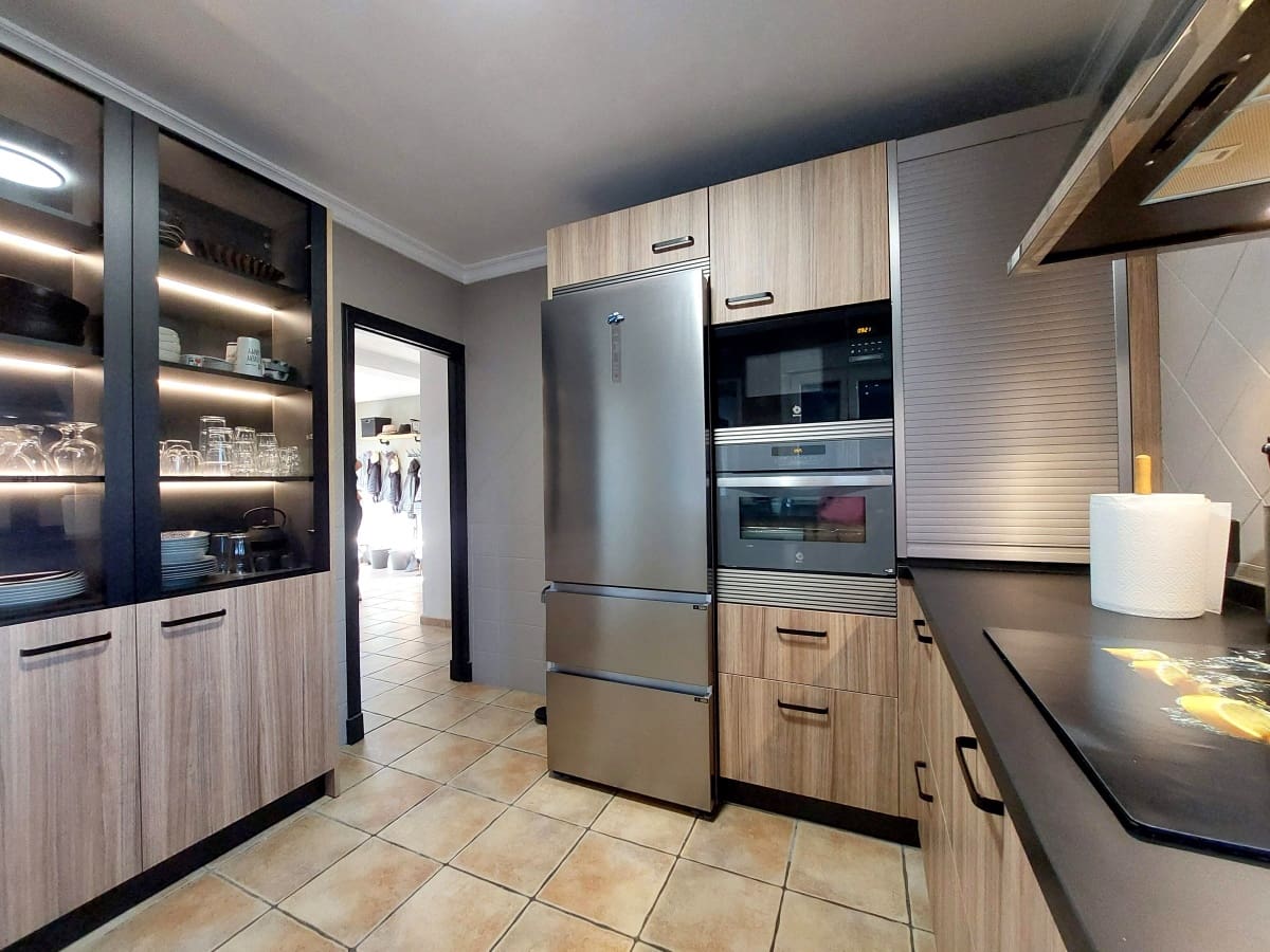 3 slaapkamer Villa te koop in Chiclana de la Frontera met zwembad garage - € 335.000 (Ref: 9488528)