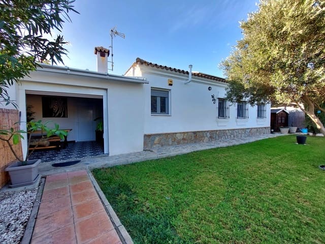 3 slaapkamer Villa te koop in Chiclana de la Frontera met zwembad garage - € 335.000 (Ref: 9488528)