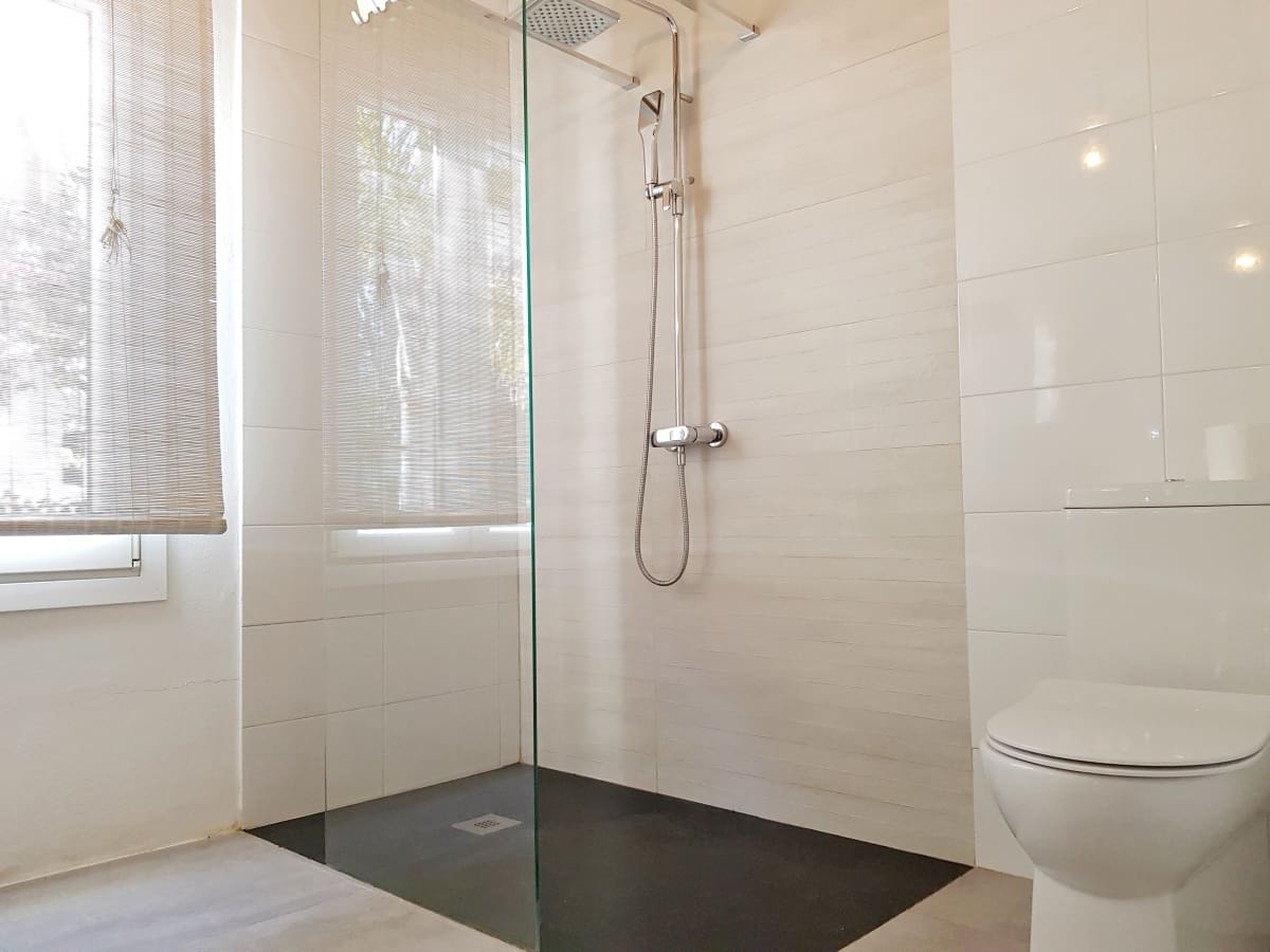 3 bedroom Villa for sale in Conil de la Frontera with pool garage - € 425,000 (Ref: 9489853)