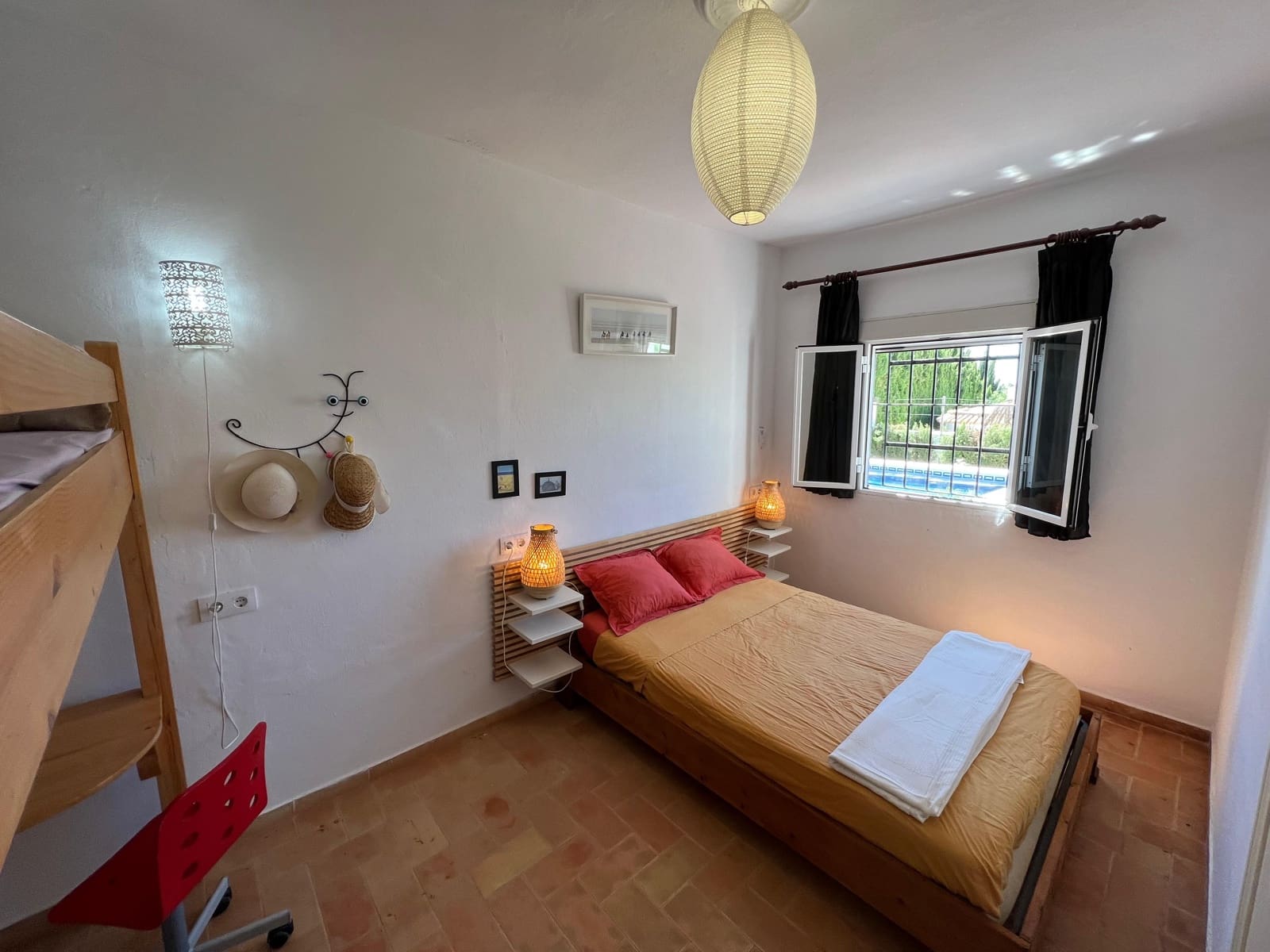 4 bedroom Villa for sale in Conil de la Frontera with pool garage - € 649,000 (Ref: 9500264)