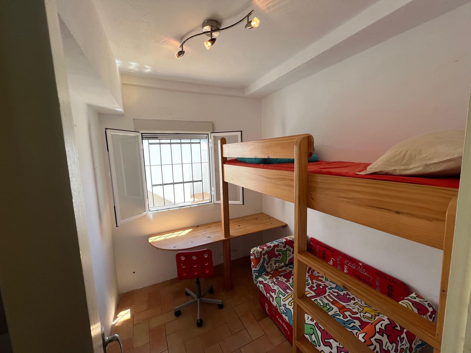 4 bedroom Villa for sale in Conil de la Frontera with pool garage - € 649,000 (Ref: 9500264)