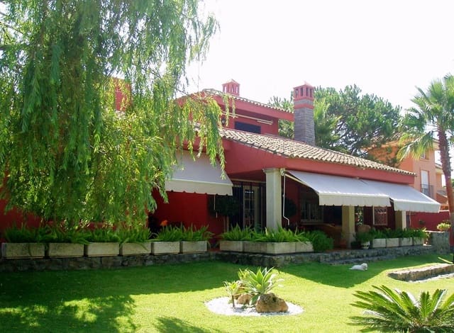 5 sovrum Villa till salu i Novo Sancti Petri, Chiclana de la Frontera med pool garage - 1 200 000 € (Ref: 9626721)